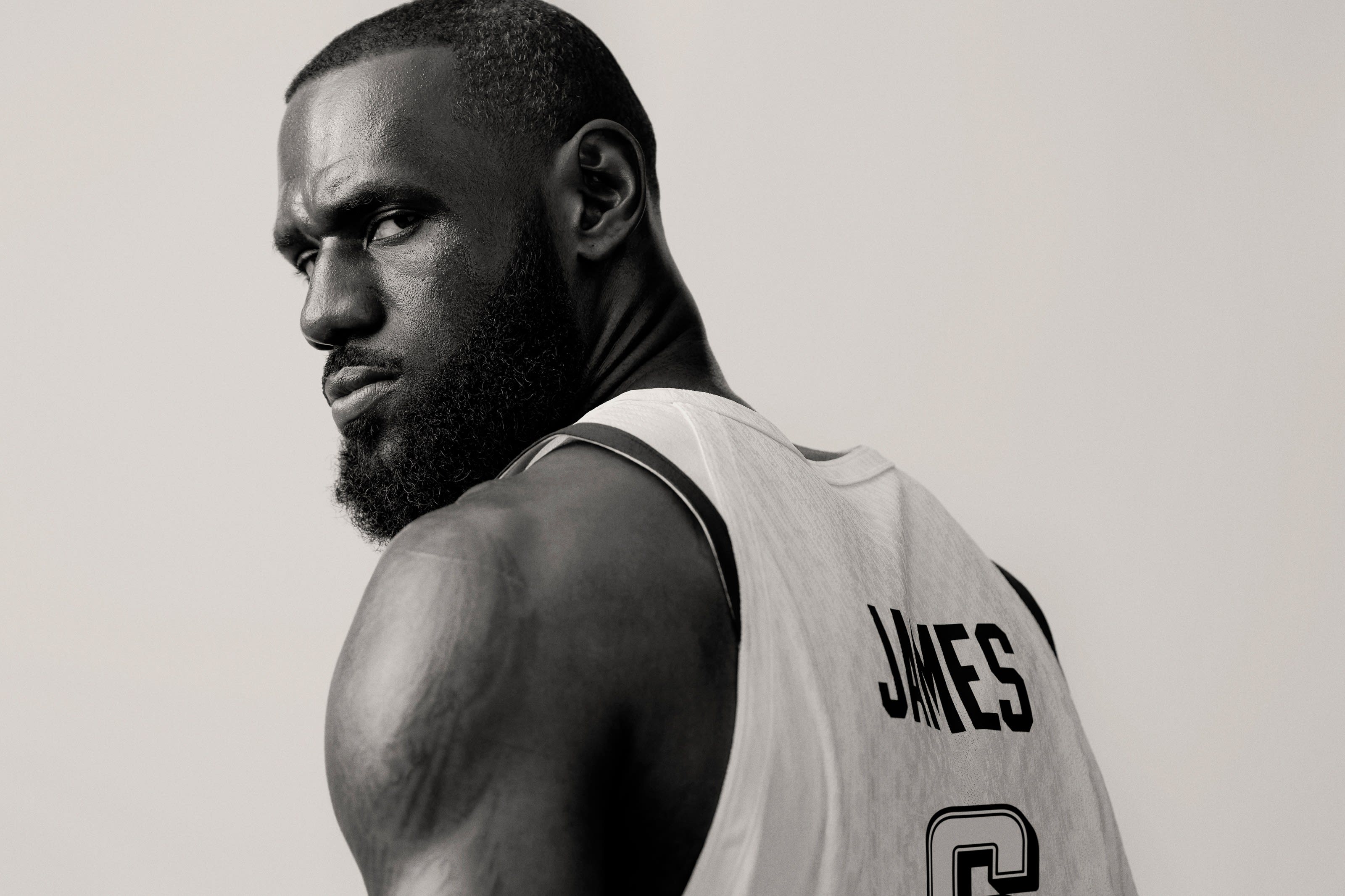 006_fa24-paris-anthem-lebron